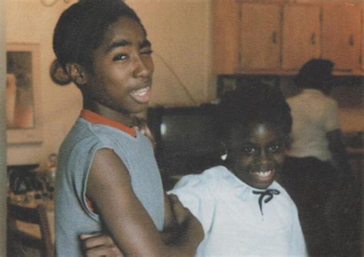 2pac sister