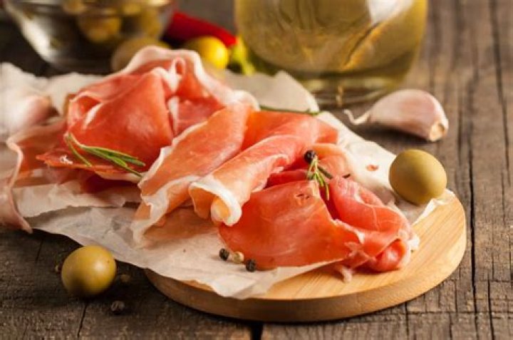 can you eat prosciutto raw