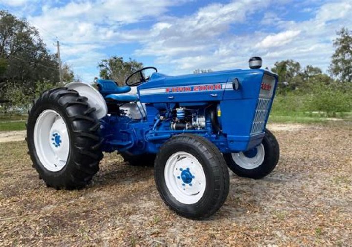 ford 2000