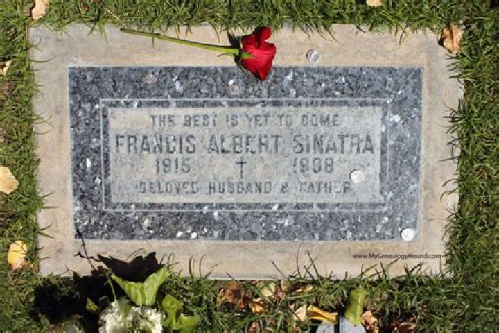 frank sinatra grave