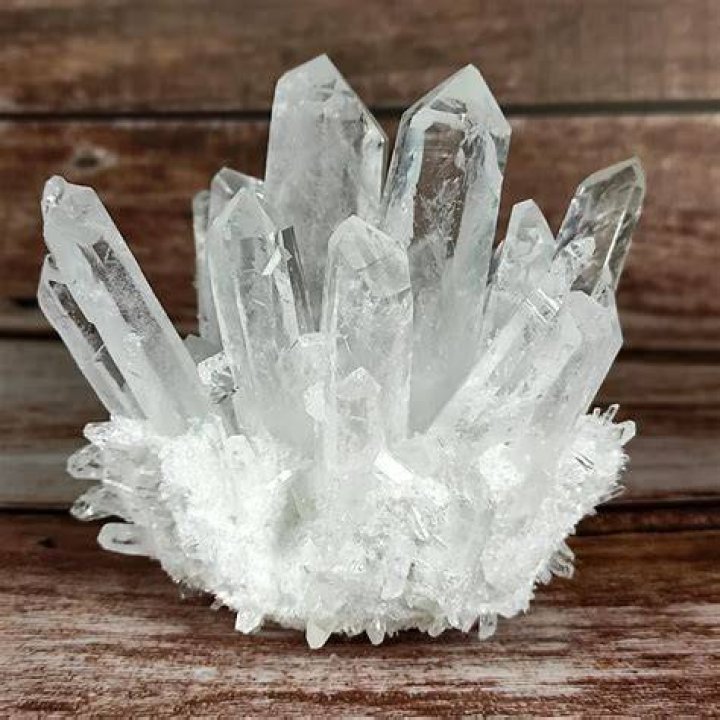 how is quartz formed