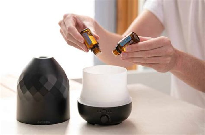how many drops of essential oil in diffuser