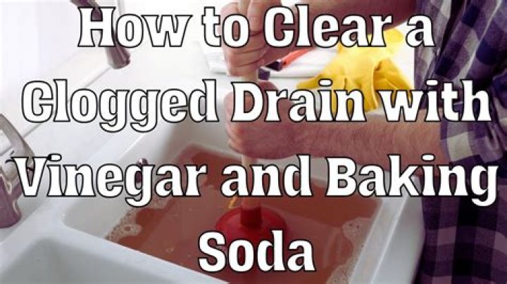 how to clean a drain with baking soda and vinegar