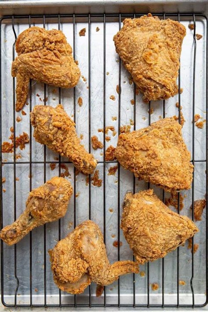 how to reheat fried chicken in oven