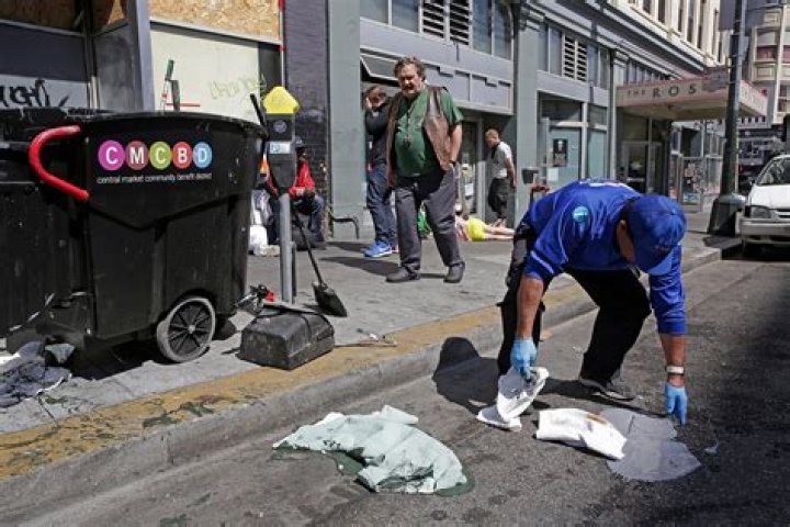 is it legal to poop on the street in san francisco
