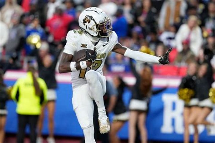 last defensive player to win heisman
