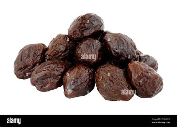 what are prunes made of