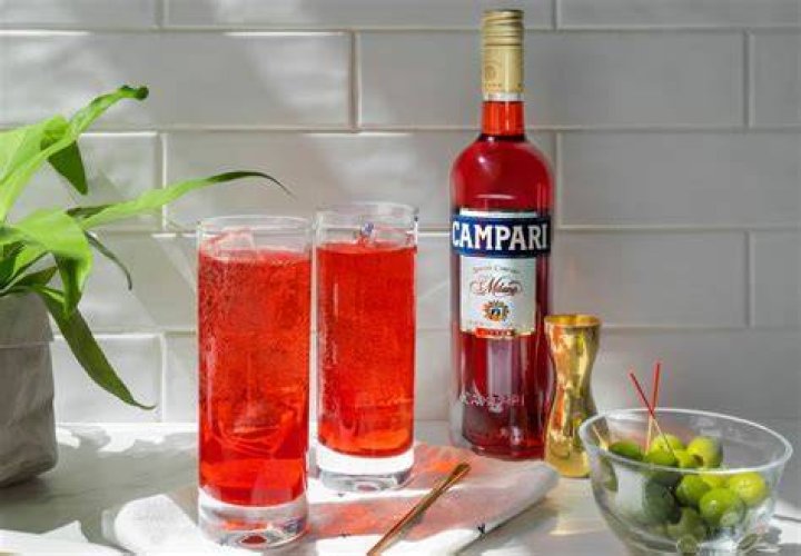 what is campari made of